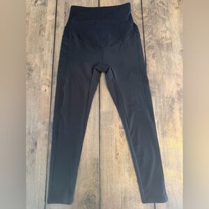 2 pairs of maternity leggings